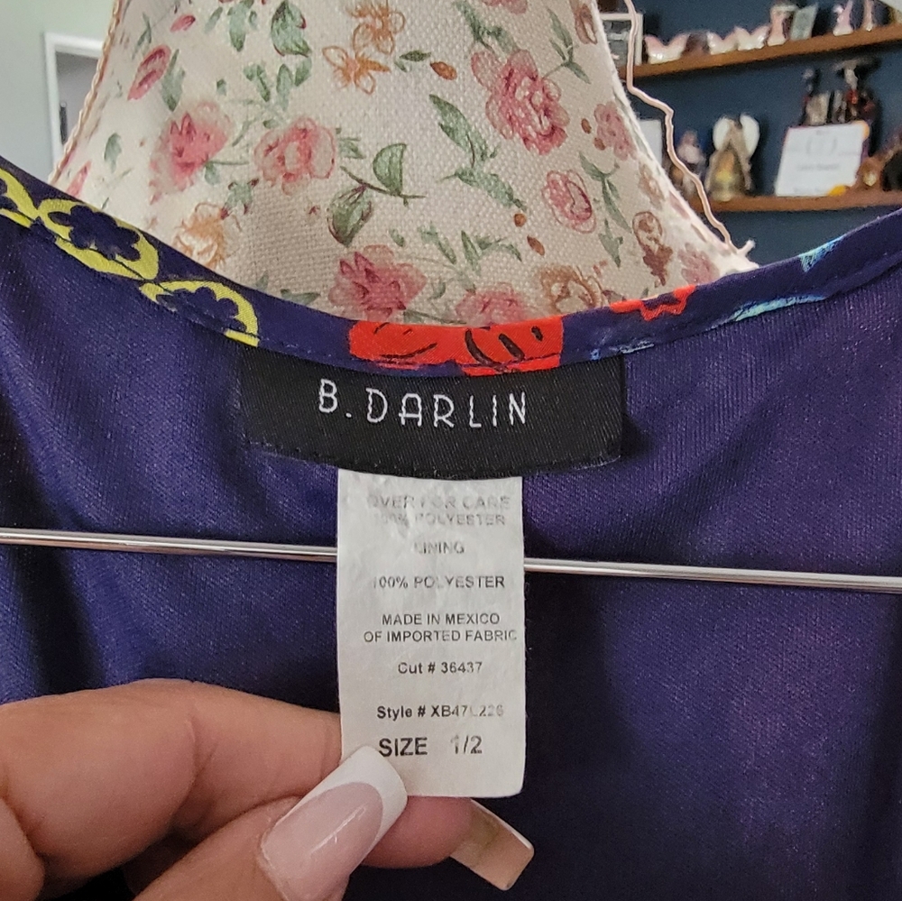 B Darlin Navy Floral Dress Size 1/2 - Picture 3 of 4